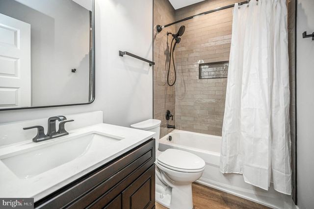 3200 LAKEVIEW PKWY, Locust Grove, VA 22508