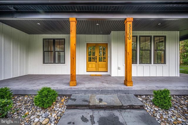 3200 LAKEVIEW PKWY, Locust Grove, VA 22508