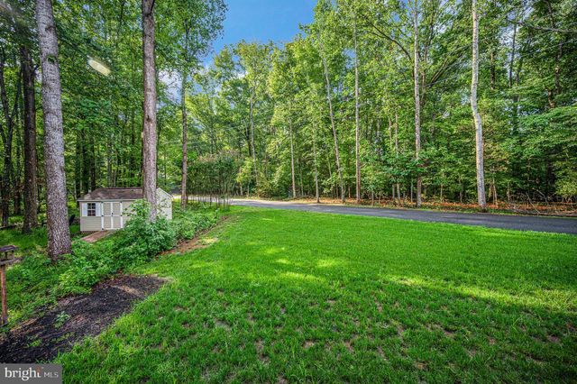 3200 LAKEVIEW PKWY, Locust Grove, VA 22508