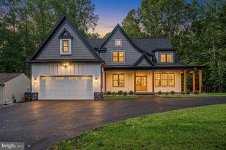 3200 LAKEVIEW PKWY, Locust Grove, VA 22508