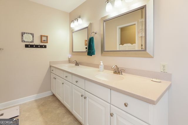 444 Covered Bridge Road, Covington, GA 30016