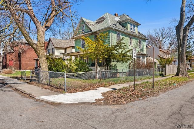 1901 16th Street, Niagara Falls, NY 14305