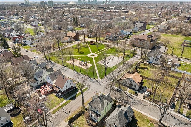1901 16th Street, Niagara Falls, NY 14305