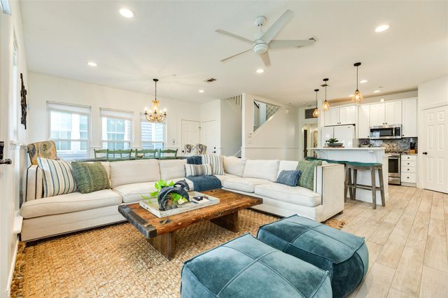 3819 Conch, Galveston, TX 77554