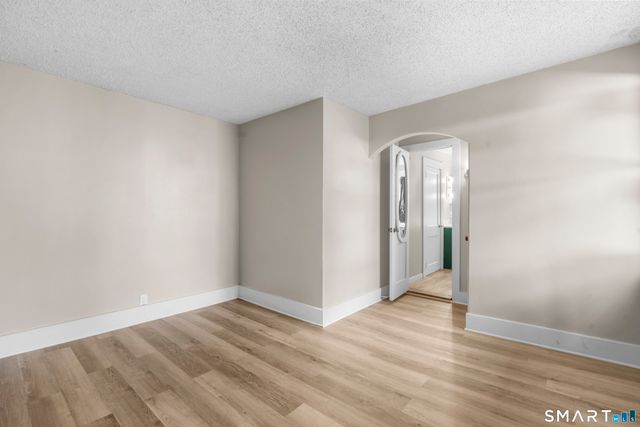 301 Queen Street, Bristol, CT 06010