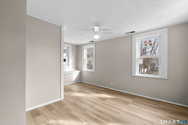 301 Queen Street, Bristol, CT 06010