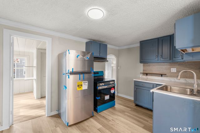 301 Queen Street, Bristol, CT 06010