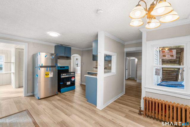 301 Queen Street, Bristol, CT 06010