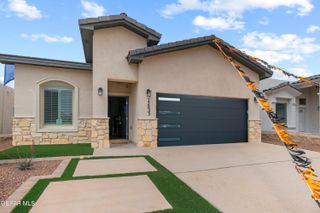 1111 Bronze Hill Avenue, Sunland Park, NM 88063
