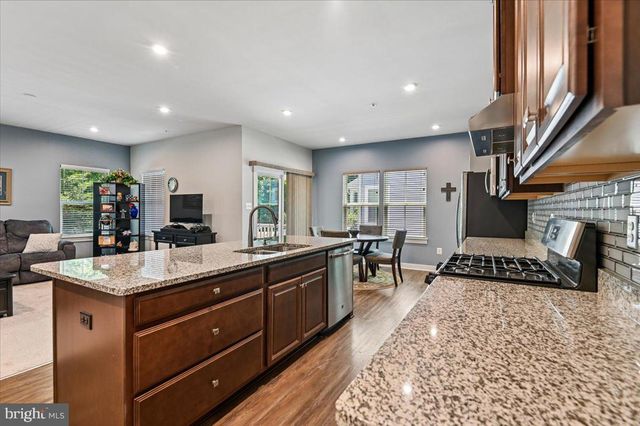 2152 NOTTOWAY DR, Hanover, MD 21076