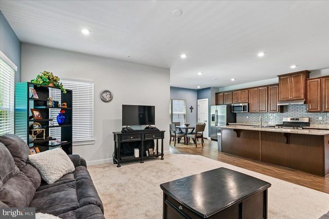 2152 NOTTOWAY DR, Hanover, MD 21076