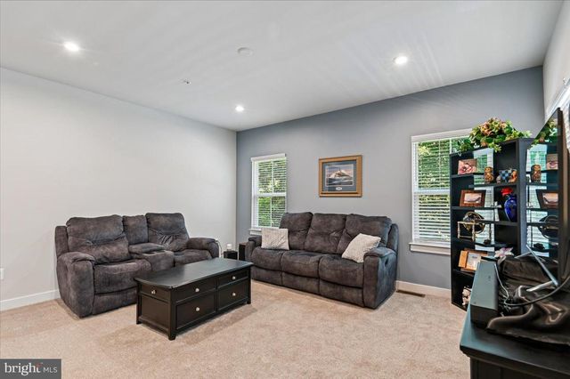 2152 NOTTOWAY DR, Hanover, MD 21076