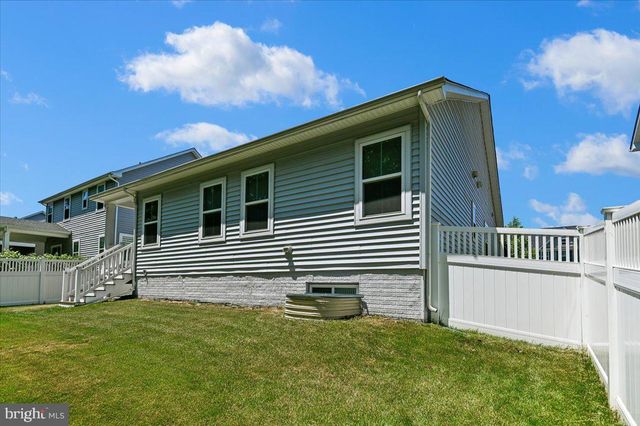 2152 NOTTOWAY DR, Hanover, MD 21076