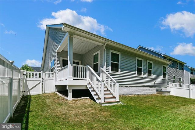 2152 NOTTOWAY DR, Hanover, MD 21076