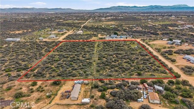 7870 Woodcliff, Phelan, CA 92371