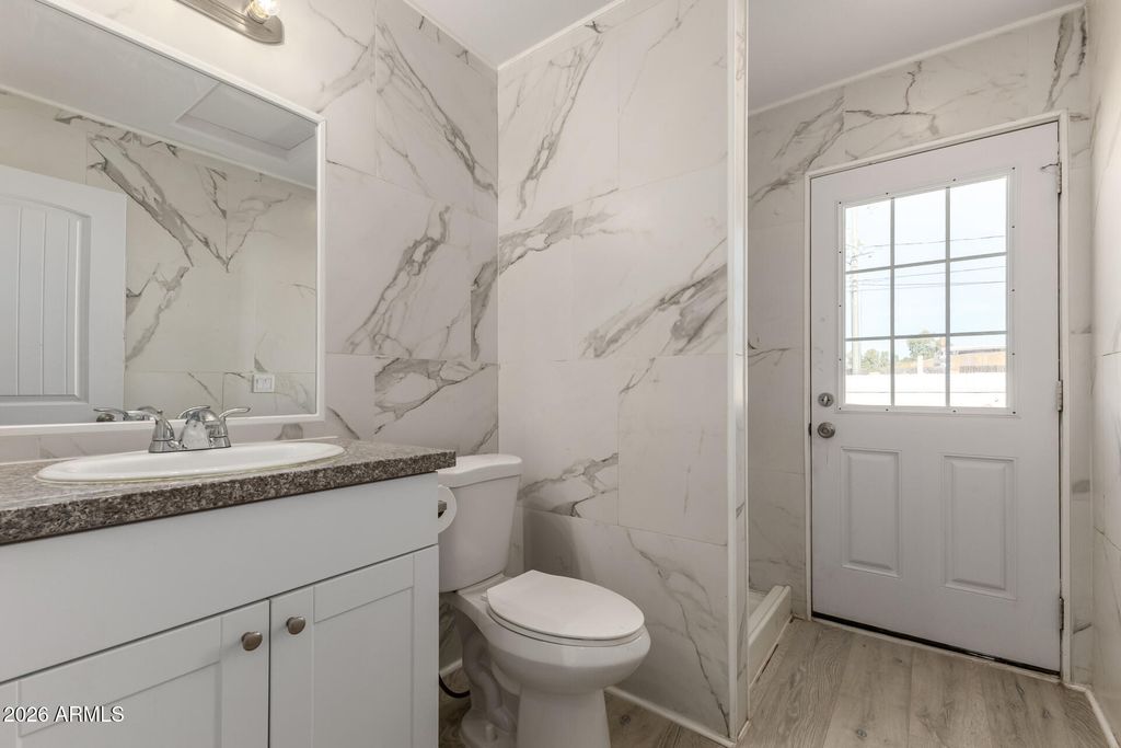 Image 13 of property listing at 232 W LINCOLN Avenue, Coolidge, AZ 85128