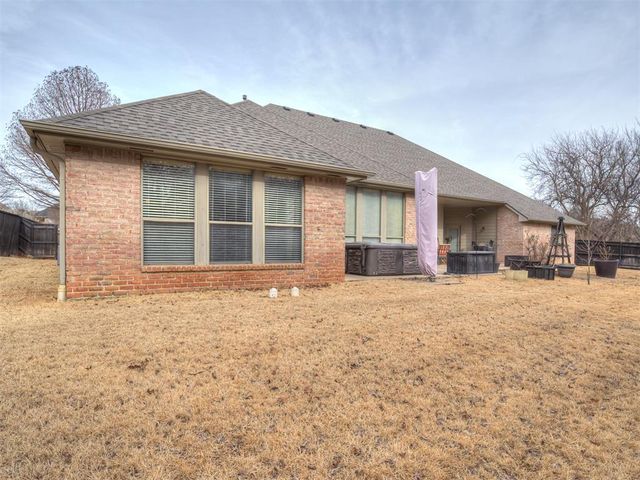 1208 NW 194th Street, Edmond, OK 73012