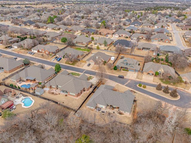 1208 NW 194th Street, Edmond, OK 73012