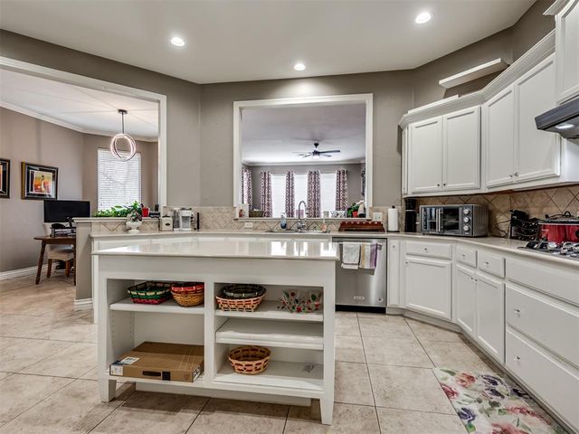 1208 NW 194th Street, Edmond, OK 73012