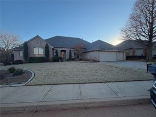 1208 NW 194th Street, Edmond, OK 73012