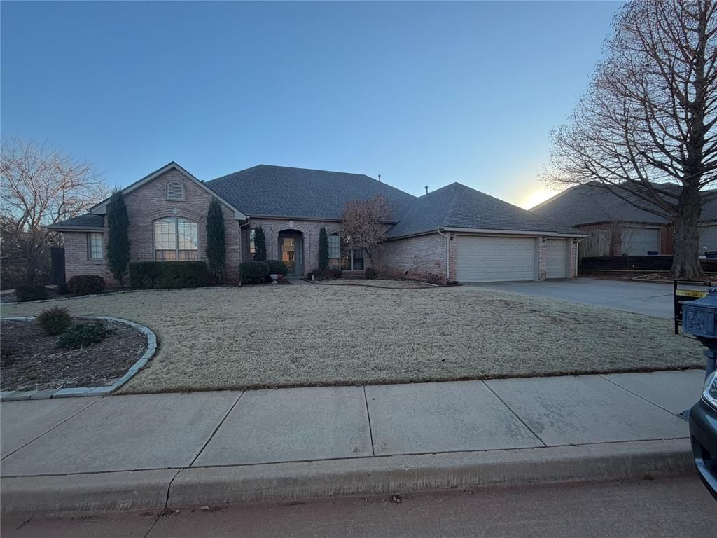1208 NW 194th Street, Edmond, OK 73012