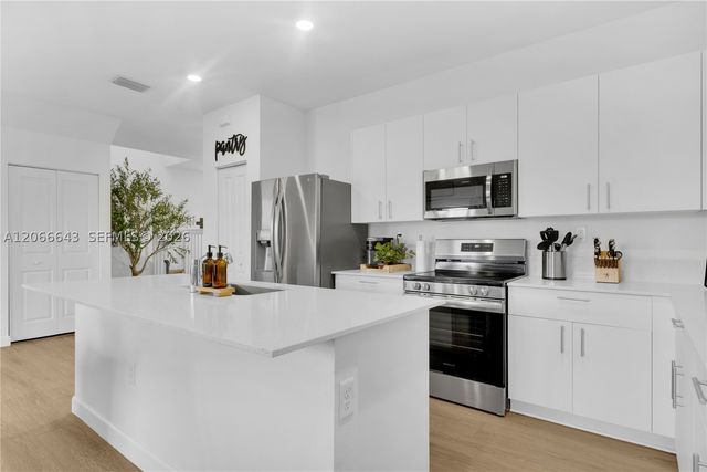 2444 SE 24th Ave, Homestead, FL 33035