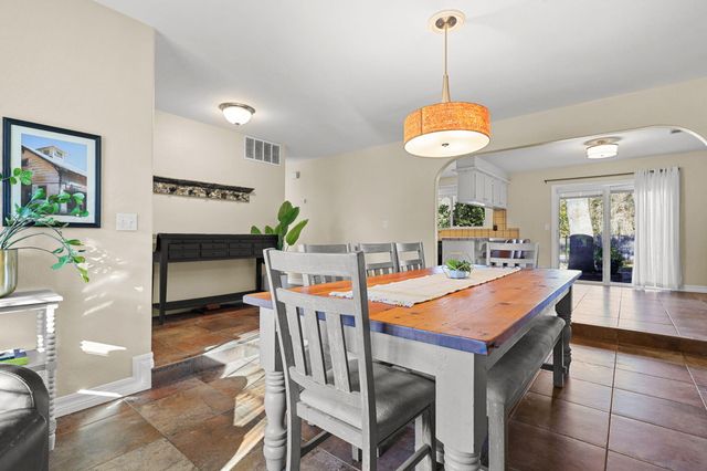 3404 Snavely Drive, Redding, CA 96003