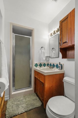 3404 Snavely Drive, Redding, CA 96003