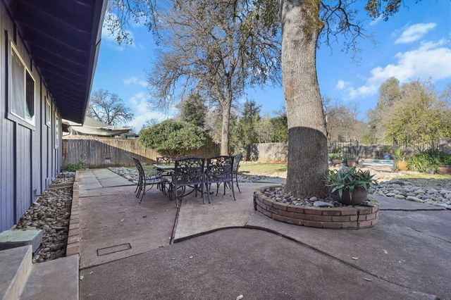 3404 Snavely Drive, Redding, CA 96003