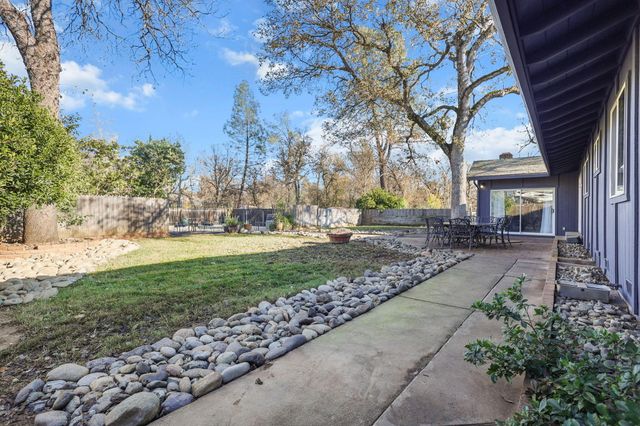 3404 Snavely Drive, Redding, CA 96003
