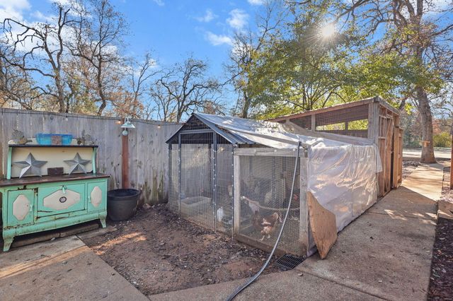 3404 Snavely Drive, Redding, CA 96003