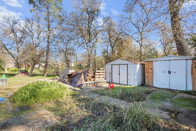 3404 Snavely Drive, Redding, CA 96003