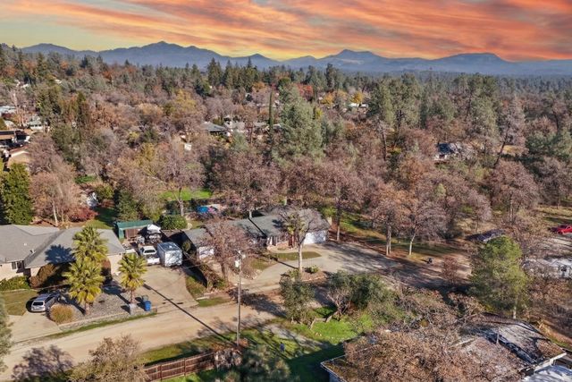 3404 Snavely Drive, Redding, CA 96003