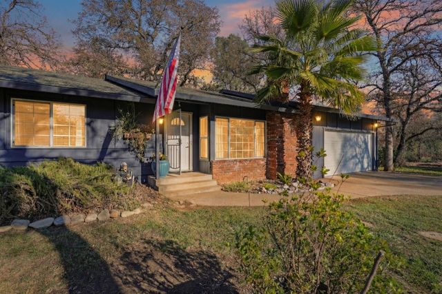 3404 Snavely Drive, Redding, CA 96003