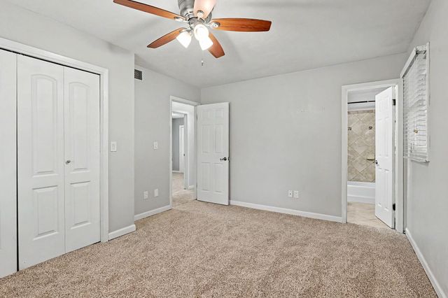 9320 E Barron Cir, Wichita, KS 67207