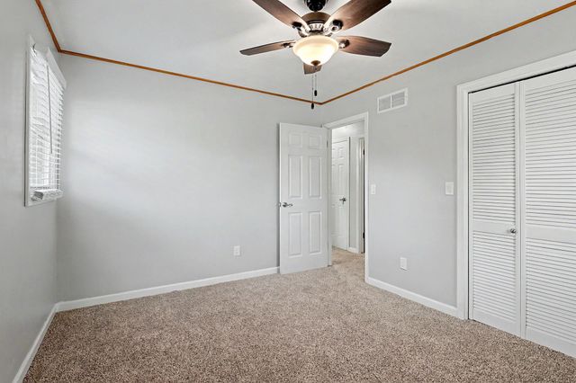 9320 E Barron Cir, Wichita, KS 67207