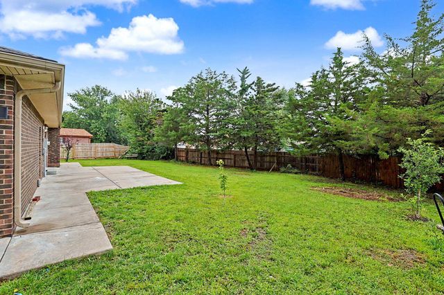 9320 E Barron Cir, Wichita, KS 67207