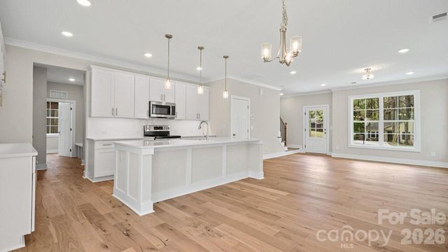 606 Teresa Circle, Waxhaw, NC 28173