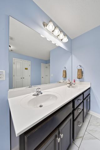 123 Annapolis Bend Cir, Hendersonville, TN 37075