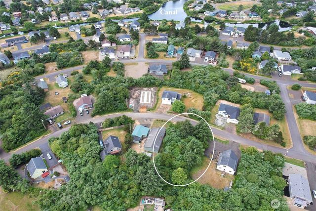 186 Wishkah Street SW, Ocean Shores, WA 98569