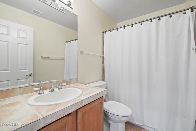 38912 S Serenity Lane, Tucson, AZ 85739