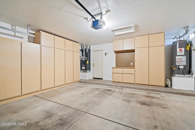 38912 S Serenity Lane, Tucson, AZ 85739