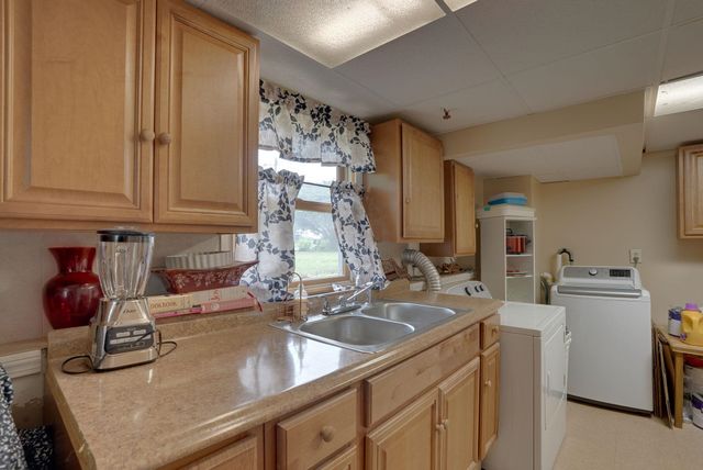 6 Westchester Drive, Nashua, NH 03063