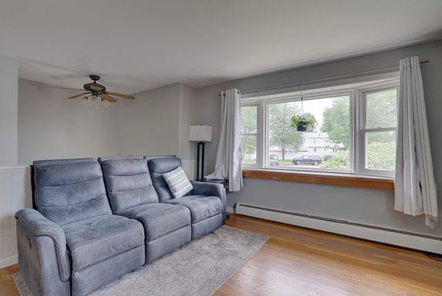 6 Westchester Drive, Nashua, NH 03063