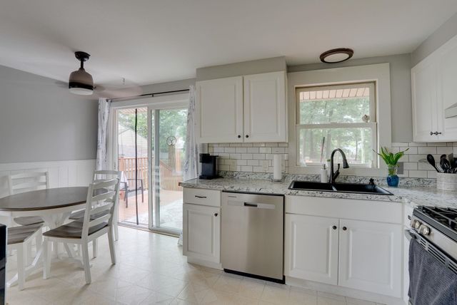 6 Westchester Drive, Nashua, NH 03063
