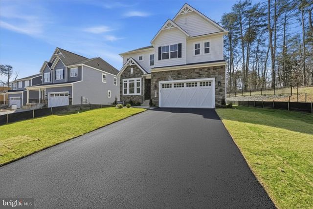 5413 WOODWAY DR, Alexandria, VA 22310