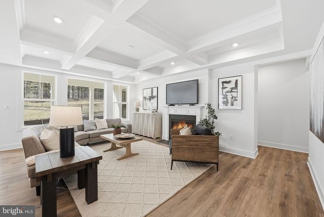 5413 WOODWAY DR, Alexandria, VA 22310