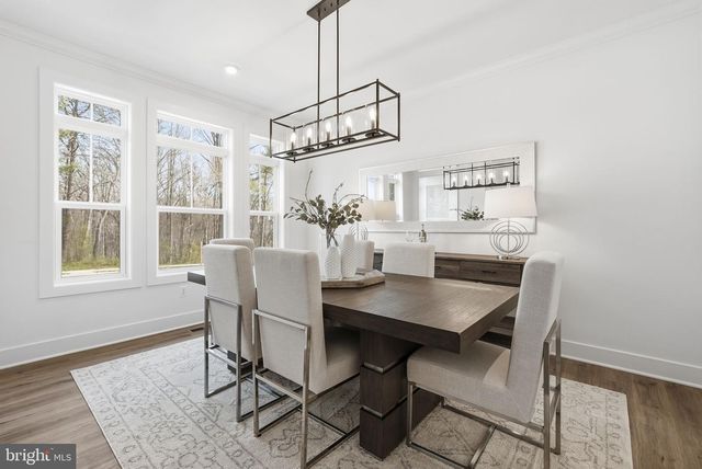 5413 WOODWAY DR, Alexandria, VA 22310