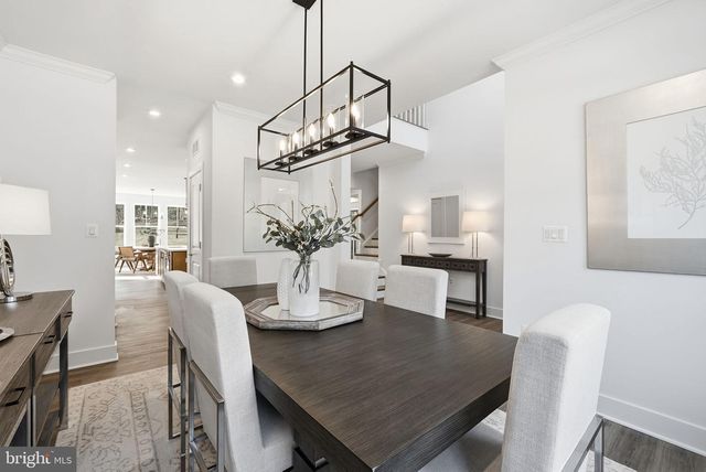 5413 WOODWAY DR, Alexandria, VA 22310