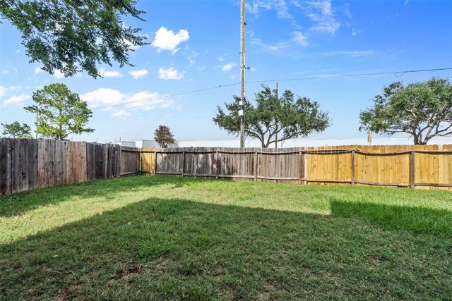 6810 Strathmore Place Court, Katy, TX 77449